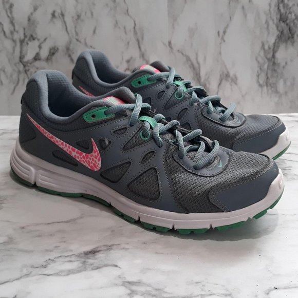 Nike Shoes Nike Revolution 2 Shoes Sneakers Womens 7 Gray Poshmark